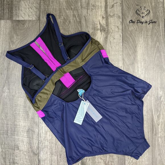 Coastal Blue Plus Size Empire Waist One Piece Swimsuit Size 2X (20W-22W) - Picture 4 of 4